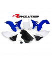 KIT PLASTICOS AZUL-BLANCO-NEGRO REVOLUTION  CON DEPOSITO YZ 125-250 ' 2015-16