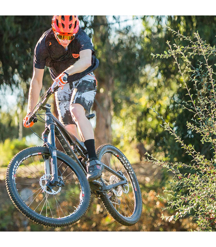 SHORT MTB CELIUM TIEDYED BLACK TIDEDYE