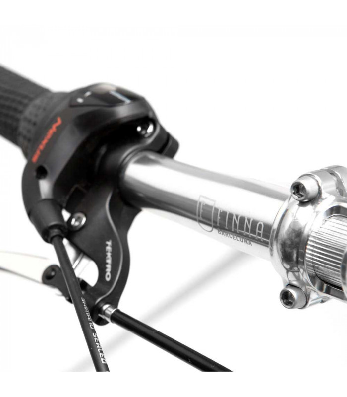 FINNA JOURNEY (CASUAL FRIDAY)