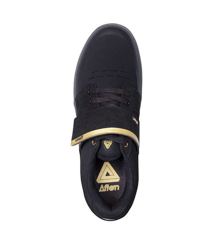AFTON VECTAL CLIP SHOES (BLACK/GOLD)