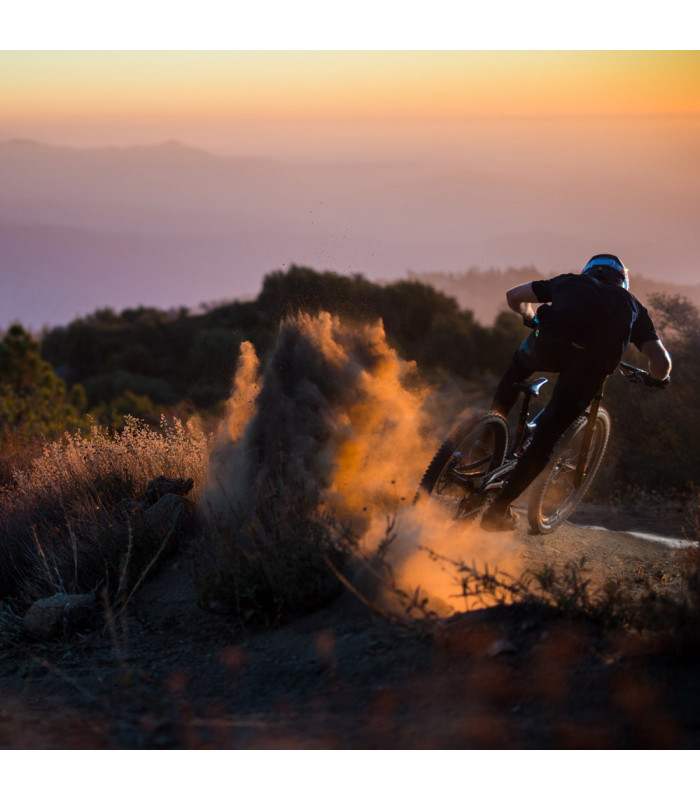 ZAPTAILLA FLAT AFTON KEEGAN GREY/RED.