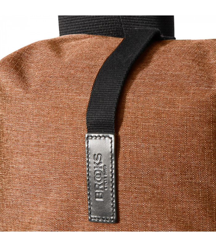 MOCHILA BROOKS DALSTON TEX NYLON 12 L. ORANGE