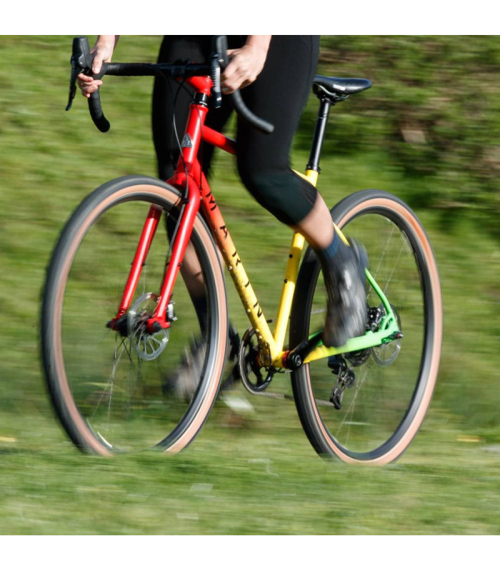 WTB RESOLUTE TCS LIGHT FAST ROLLING (650b x 42/TAN SIDEWALL)