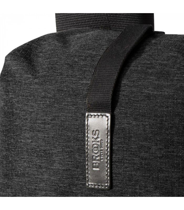 MOCHILA BROOKS DALSTON TEX NYLON 20L (NEGRA)