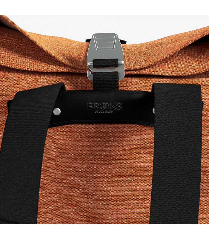 MOCHILA BROOKS PICKWICK TEX NYLON 12L (ORANGE)