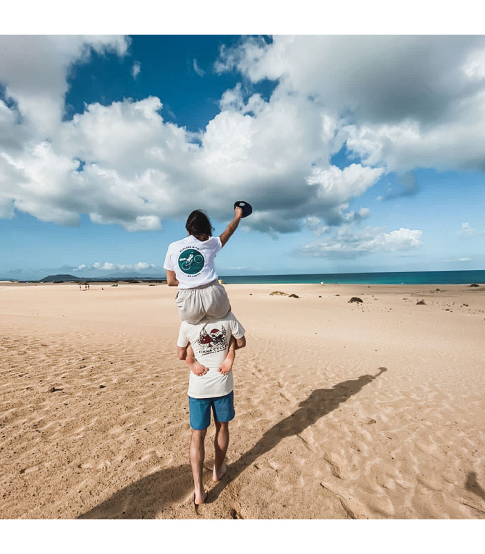 CAMISETA FINNA ASTRONAUTA (BLANCA) | TopFun.com