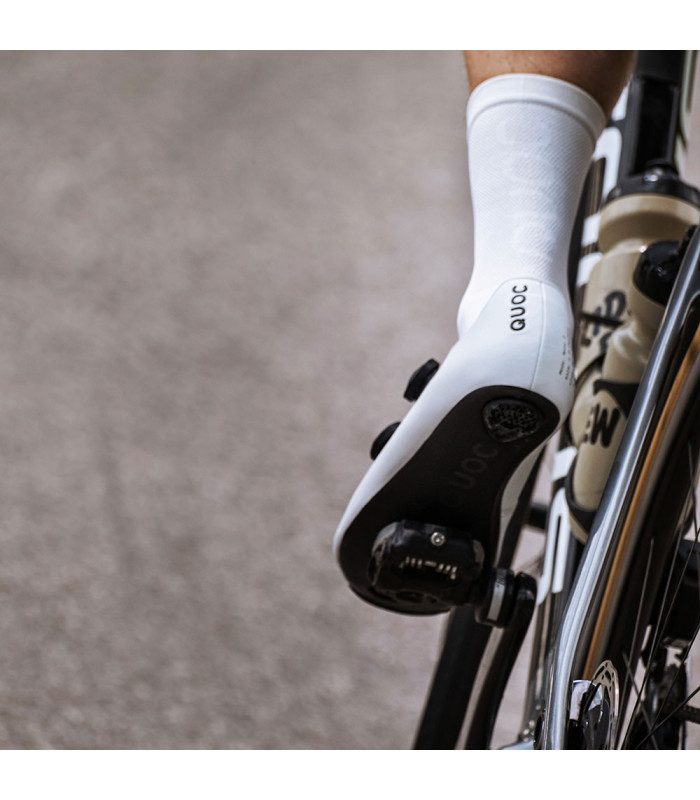 QUOC MONO ROAD SOCKS (OFF WHITE) | TopFun.com