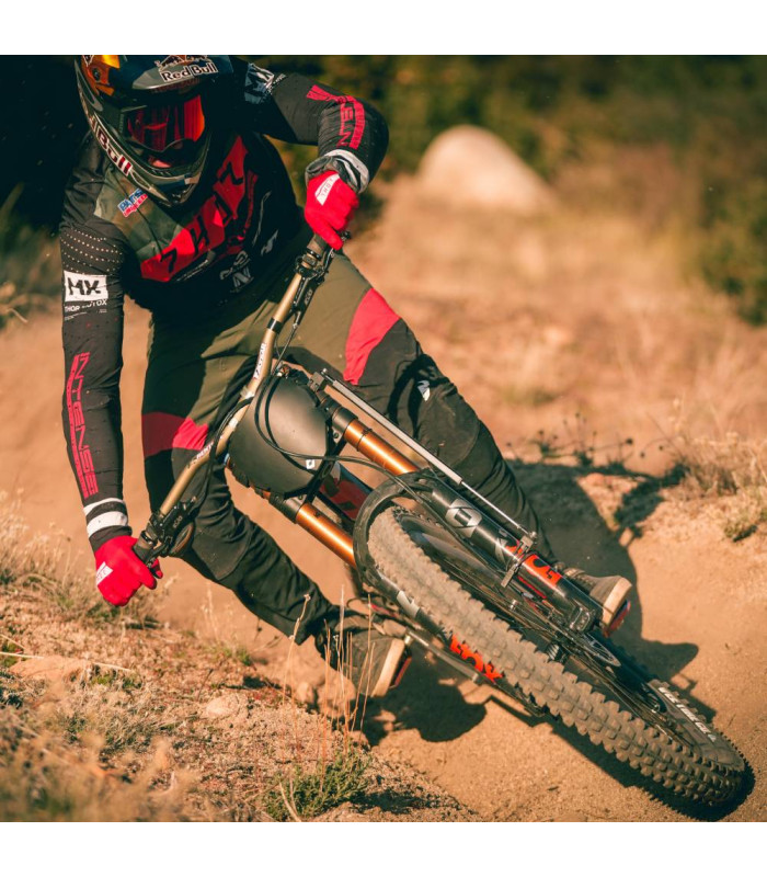 PEDALES DESCENSO HT X2T (NEGROS/EJE TITANIO) | TopFun.com