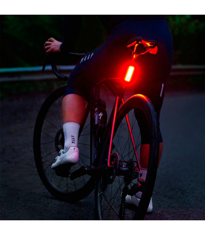 LUZ TRASERA KNOG BLINDER R-150 (NEGRO)