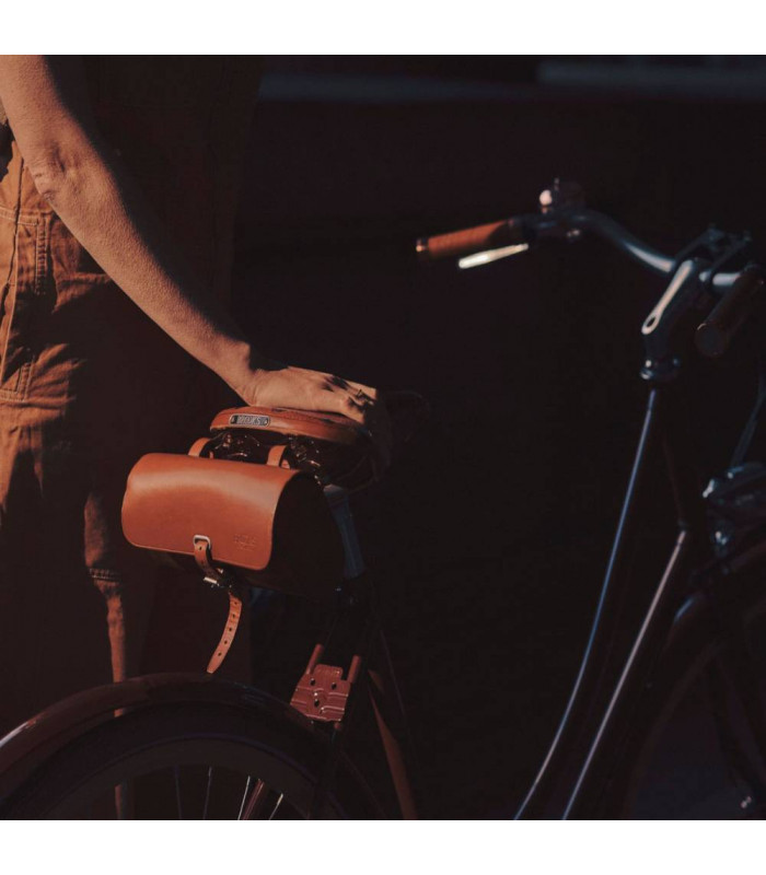 BROOKS CHALLENGE LARGE SADDLE BAG (BLACK)