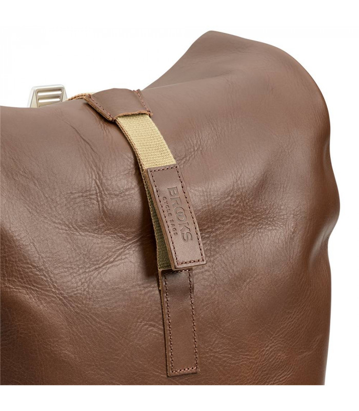 MOCHILA BROOKS PICKWICK PIEL 26L (MARRÓN)