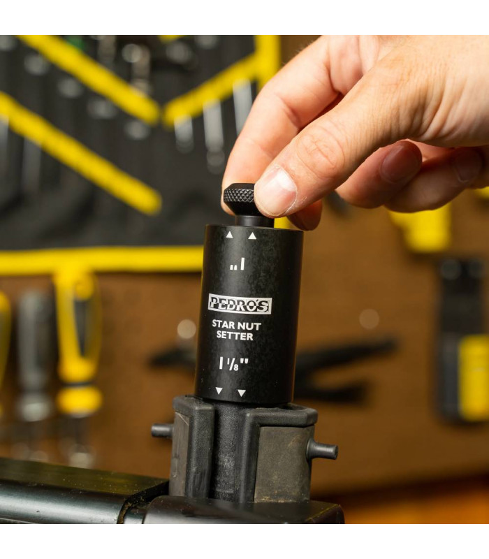 PEDRO'S STAR NUT SETTER II (1"-1 1/8")