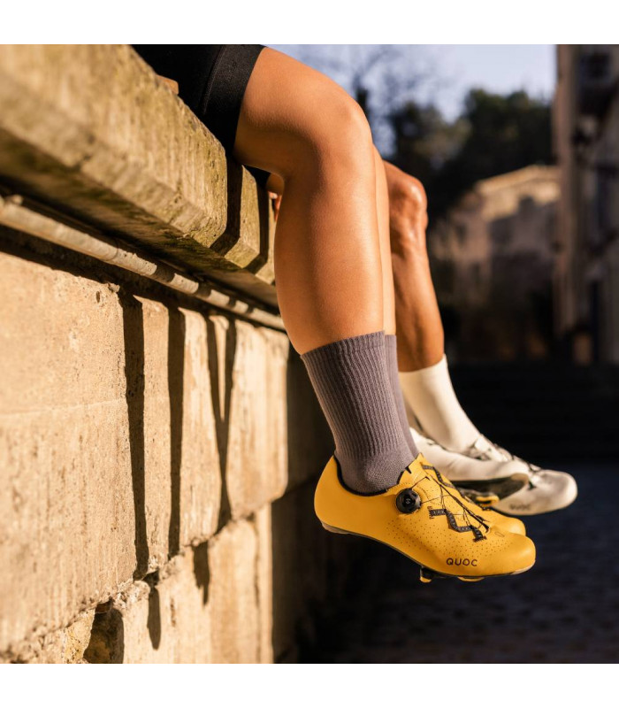 QUOC ALL ROAD SOCKS (CHARCOAL)