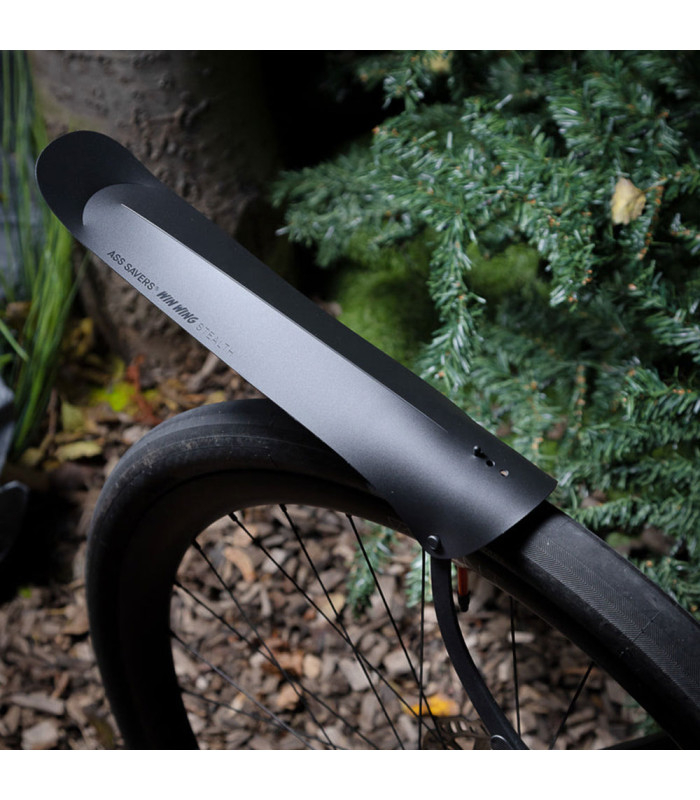 GUARDABARROS TRASERO ASS SAVERS WIN WING 2 GRAVEL (STEALTH)