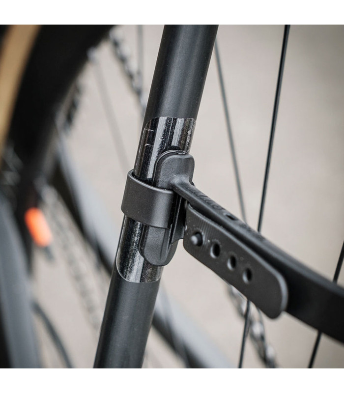 GUARDABARROS TRASERO ASS SAVERS WIN WING 2 GRAVEL (STEALTH)