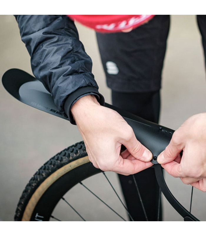 GUARDABARROS TRASERO ASS SAVERS WIN WING 2 GRAVEL (STEALTH)