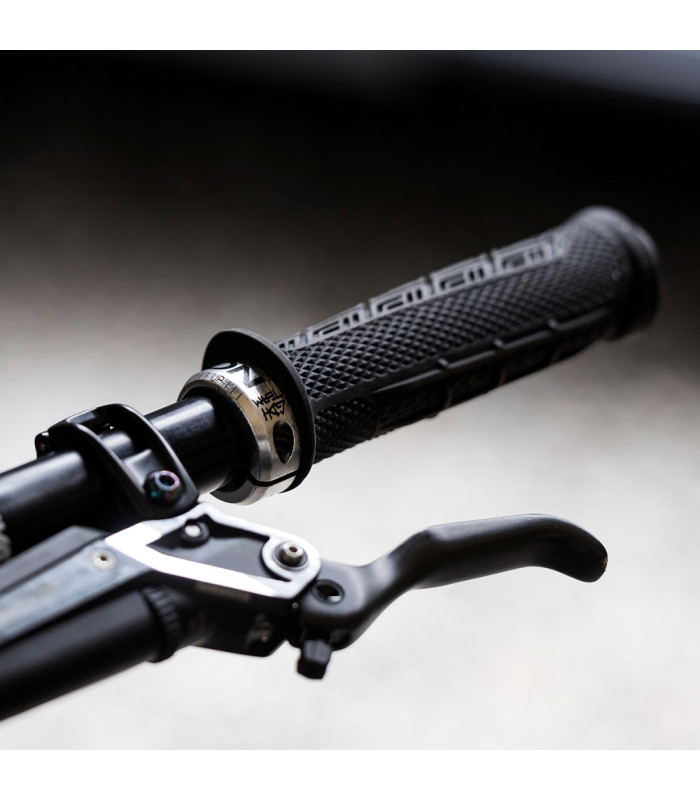 ERGON GDH TEAM GRIPS (BLACK)