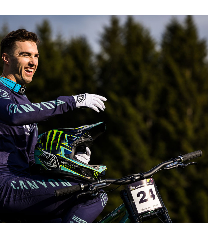 PUÑOS ERGON GDH TEAM (NEGRO)