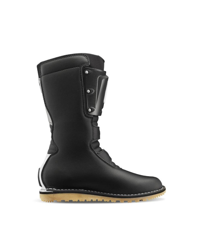 BOTAS TRIAL GAERNE BALANCE XTR (NEGRAS)