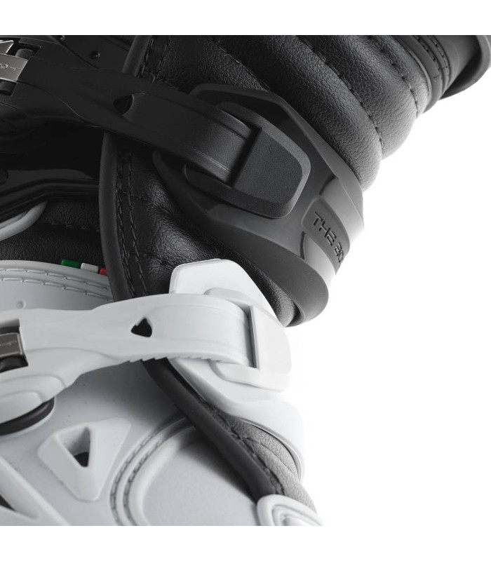 GAERNE SG-10 BOOTS (BLACK/WHITE) | TopFun.com