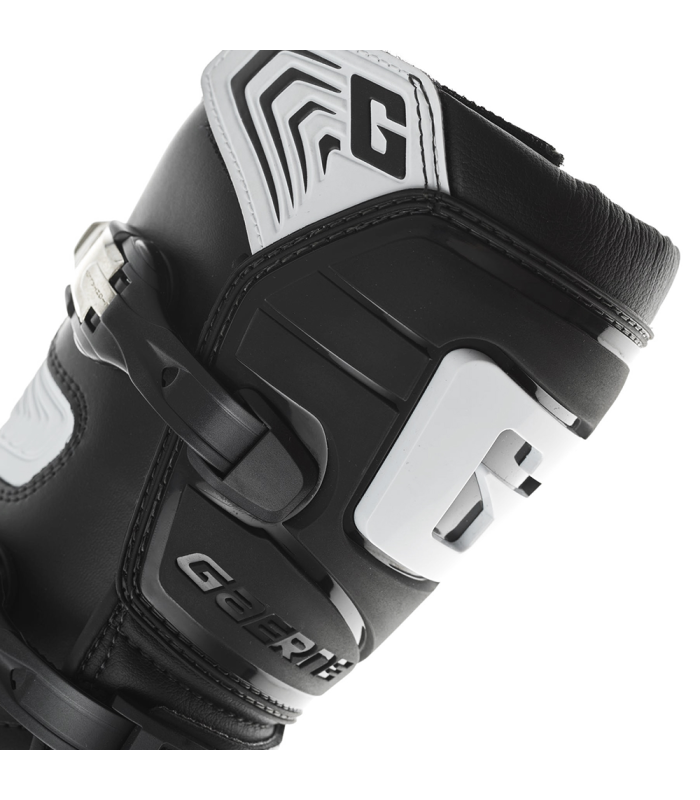 BOTAS TRIAL GAERNE BALANCE PRO TECH (NEGRAS)