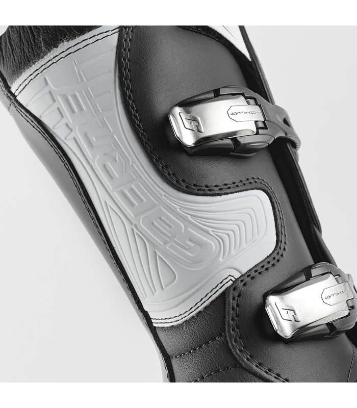 GAERNE BALANCE PRO TECH TRIAL BOOTS (BLACK)