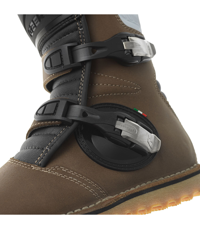 GAERNE BALANCE PRO TECH TRIAL BOOTS (BROWN)