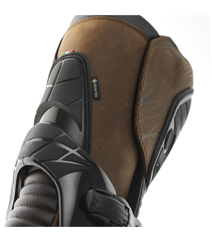 GAERNE G-DAKAR GORE-TEX BOOTS | TopFun.com