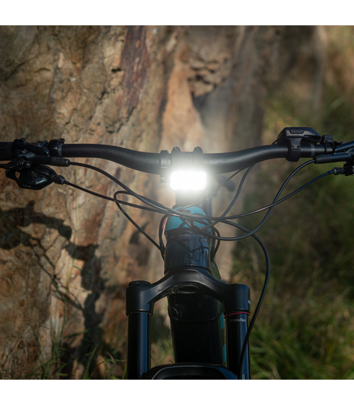 LUZ DELANTERA E-BIKE KNOG BLINDER E 2300