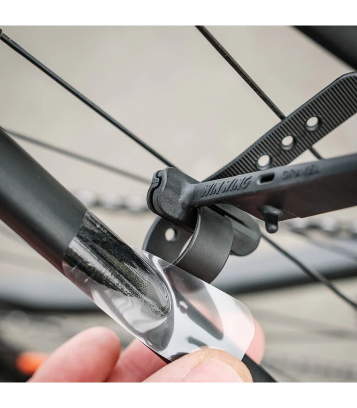 ASS SAVERS WIN WING ROAD 2 REAR FENDER (SPEKTRUM)