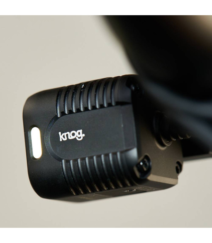 LUZ DELANTERA E-BIKE KNOG BLINDER E 900