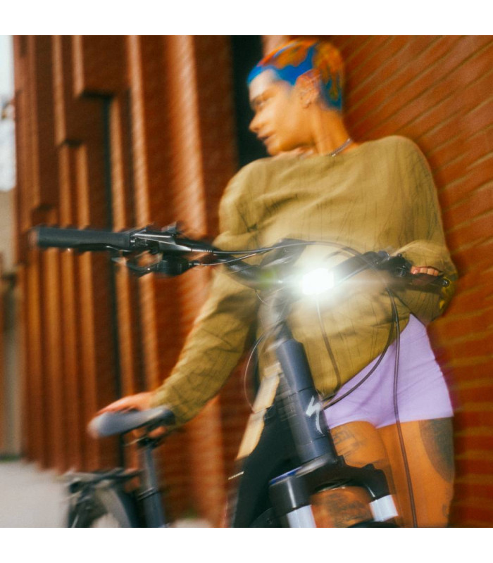 LUZ DELANTERA E-BIKE KNOG BLINDER E 1300