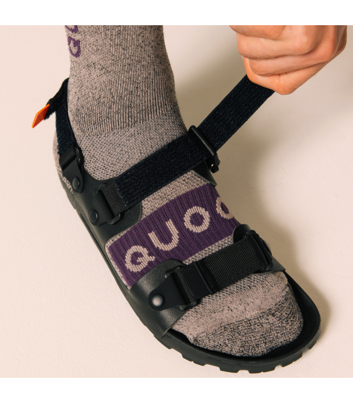 SANDALIAS QUOC X RESTRAP (NEGRO)