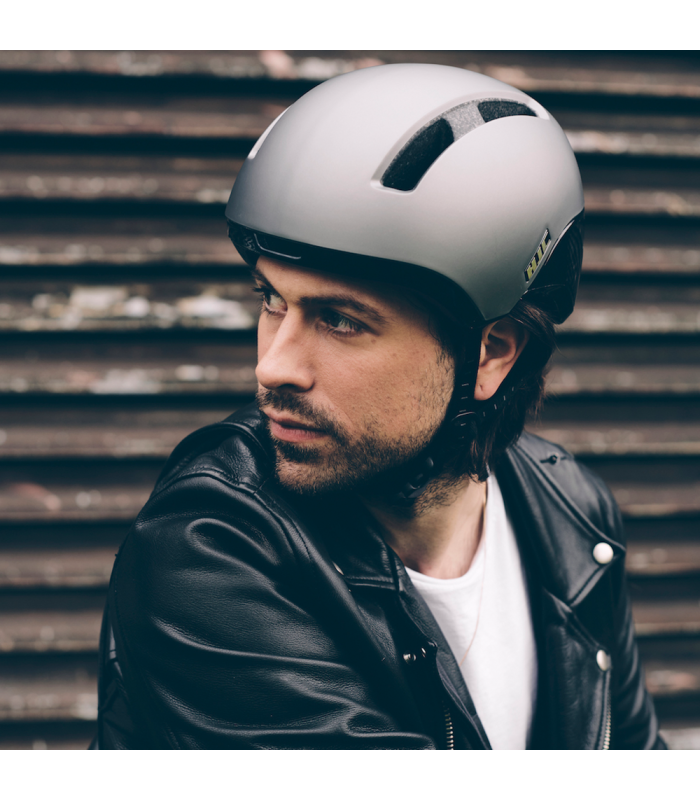 CASCO HJC CALIDO (CARBON MATE/BRILLANTE)