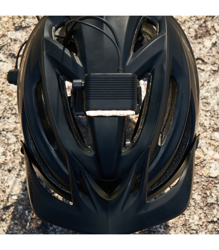 LUZ DELANTERA KNOG BLINDER X 2300 + KIT CASCO