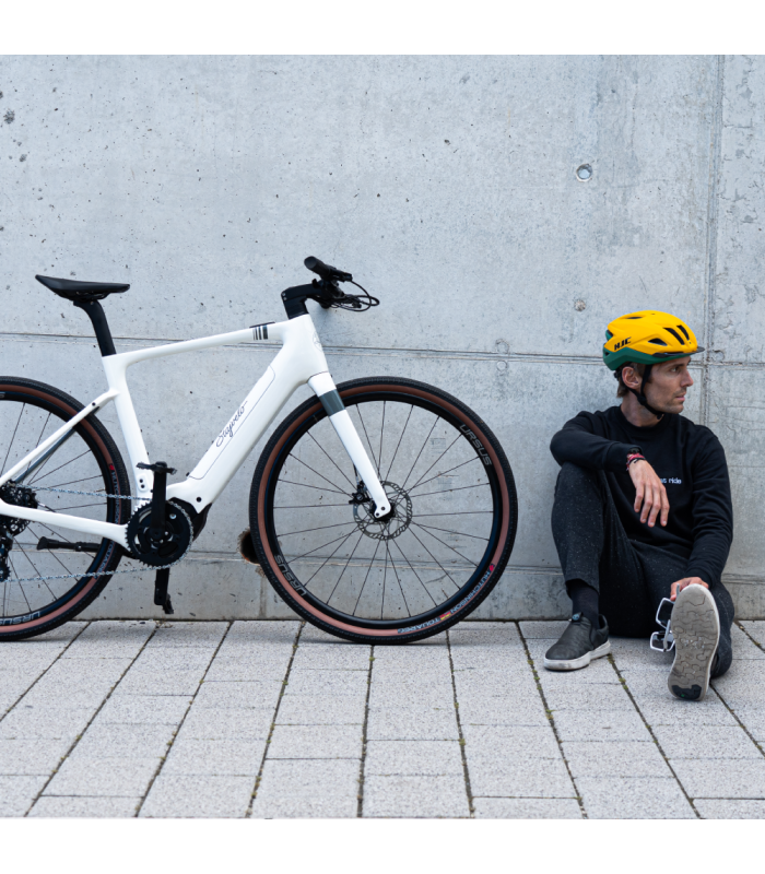 HJC CROSSER HELMET (MATTE YELLOW/GREEN)