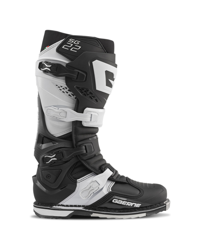 GAERNE SG-22 BOOTS (BLACK/WHITE)