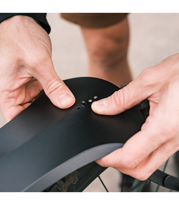 GUARDABARROS ASSAVERS TRASERO ASS SAVERS WIN WING MTB (STEALTH)
